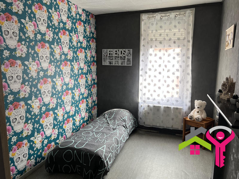 Maison - 100 m² - 4 pièces