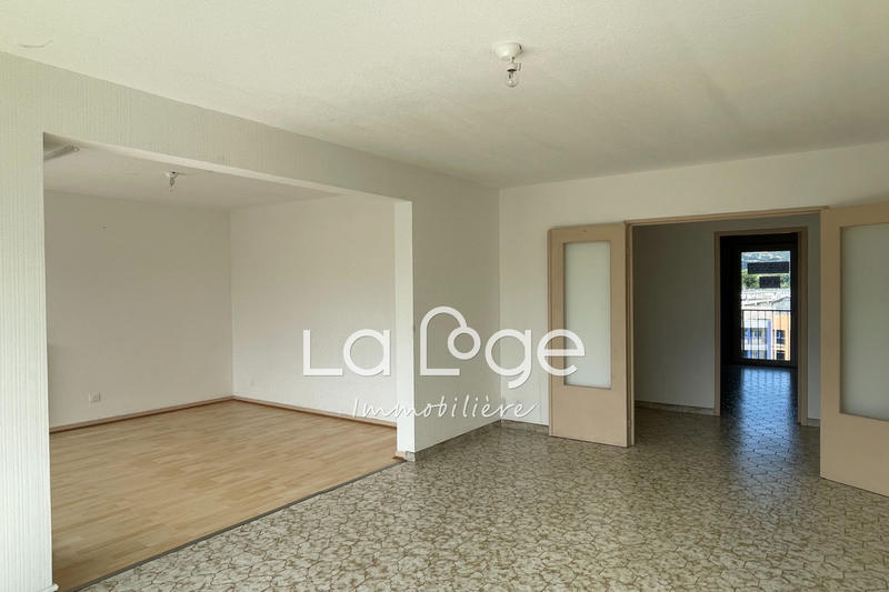 Appartement - 93 m² - 4 pièces