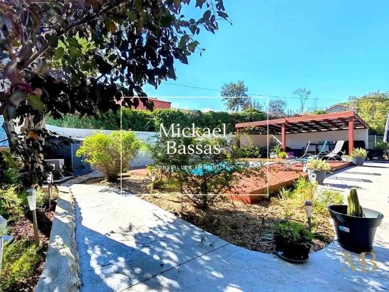 Maison - 208 m² - 4 pièces