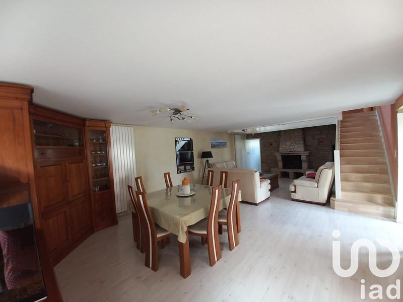 Maison - 265 m² - 8 pièces