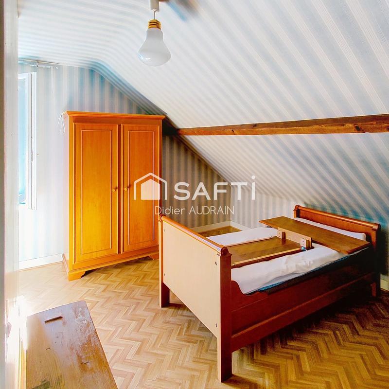 Maison de ville - 111 m² - 5 pièces