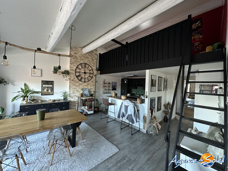 Appartement - 65 m² - 3 pièces