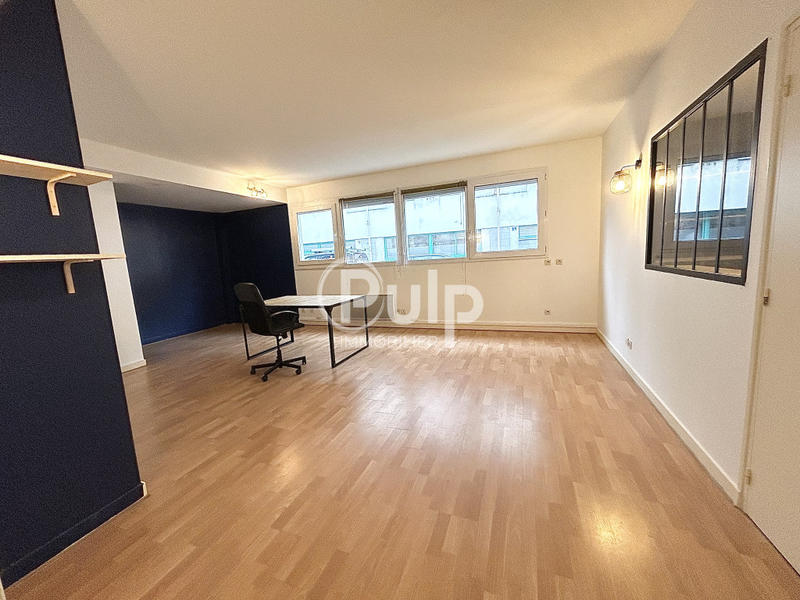 Divers - 69 m² - 2 pièces