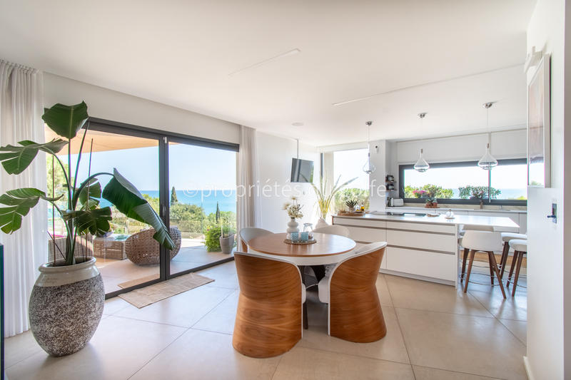 Maison - 190 m² - 5 pièces