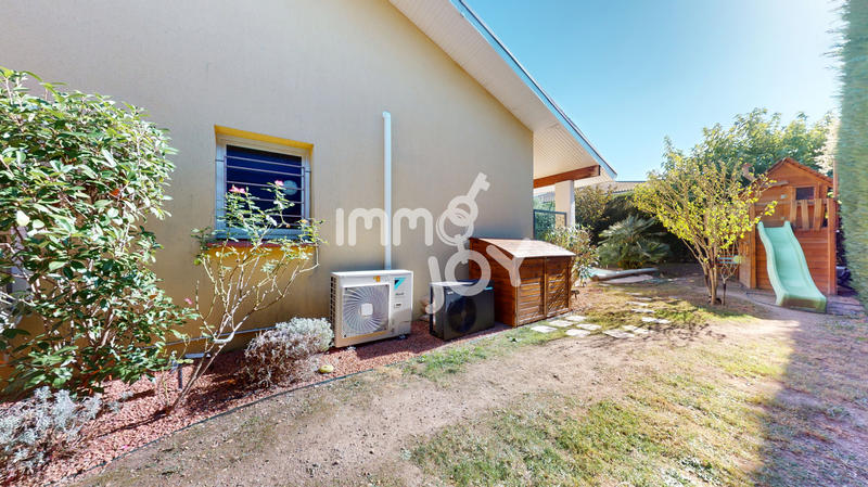 Maison - 159 m² - 7 pièces