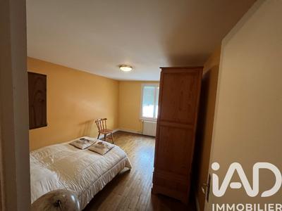 Maison - 98 m² - 5 pièces