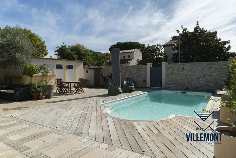 Villa - 211 m² - 7 pièces