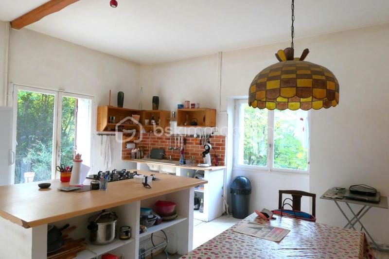 Propriété - 161 m² - 10 pièces