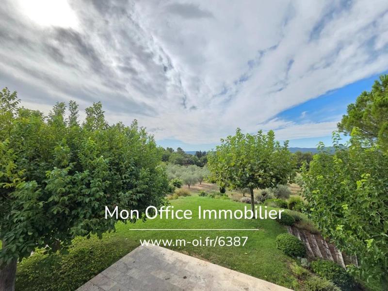 Propriété - 340 m² - 7 pièces