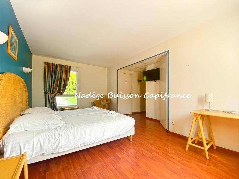 Immeuble - 94 m² - 4 pièces