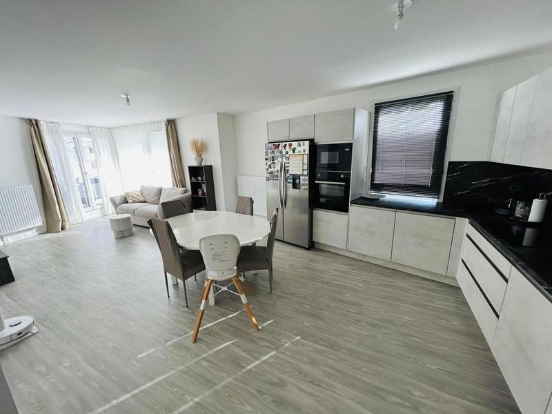 Appartement - 79 m² - 4 pièces