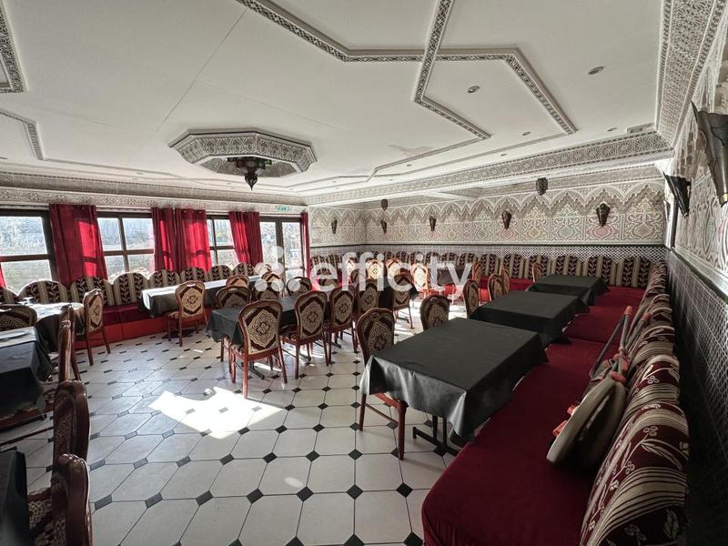 Immeuble - 315 m² - 8 pièces