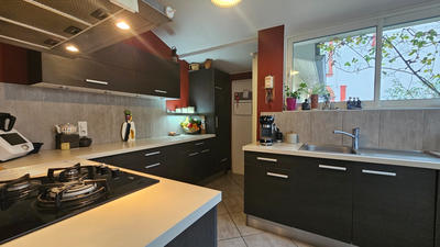 Maison - 140 m² - 5 pièces