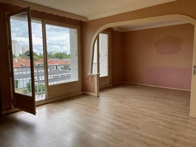 Appartement - 89 m² - 5 pièces