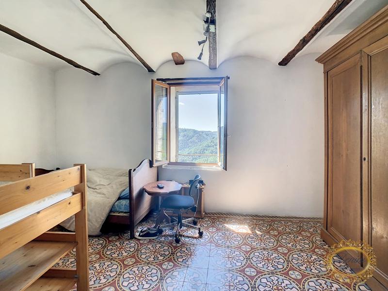 Maison ancienne - 167 m² - 6 pièces