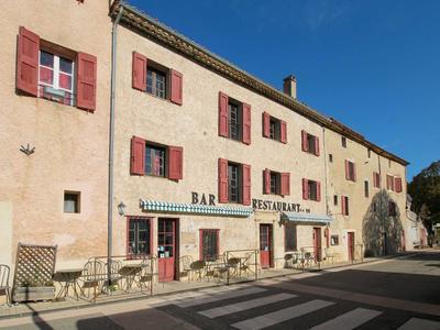 Maison de village - 159 m² - 8 pièces