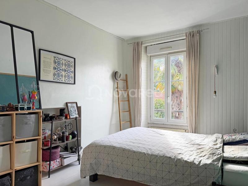 Appartement - 104 m² - 6 pièces