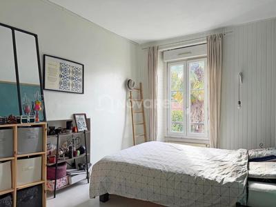 Appartement - 104 m² - 6 pièces