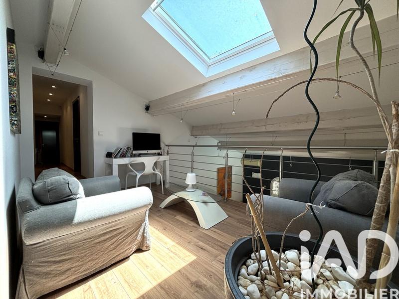 Maison - 200 m² - 7 pièces