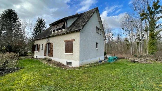 Maison - 220 m² - 6 pièces