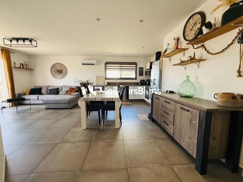 Villa - 80 m² - 4 pièces