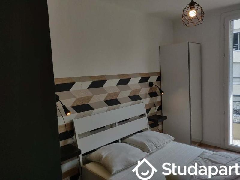 Chambre - 14 m² - 1 pièce