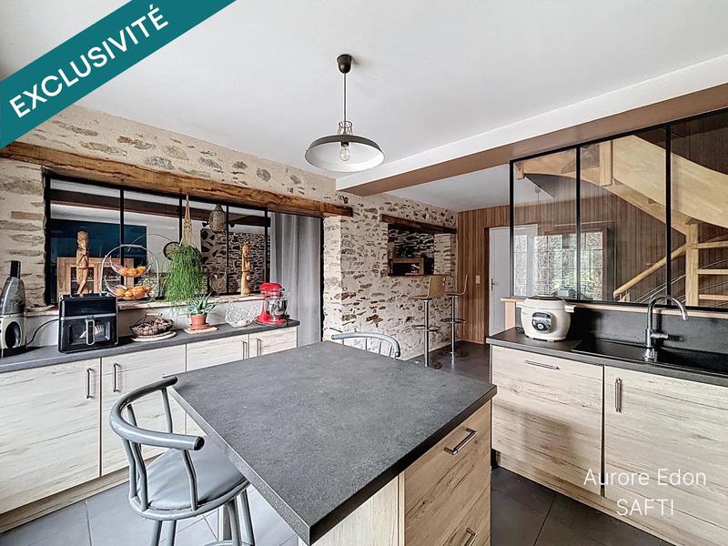 Maison - 160 m² - 6 pièces