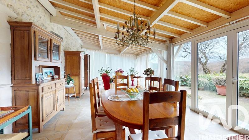 Maison - 220 m² - 6 pièces