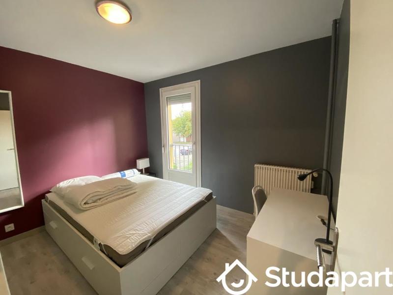 Chambre - 10 m² - 1 pièce