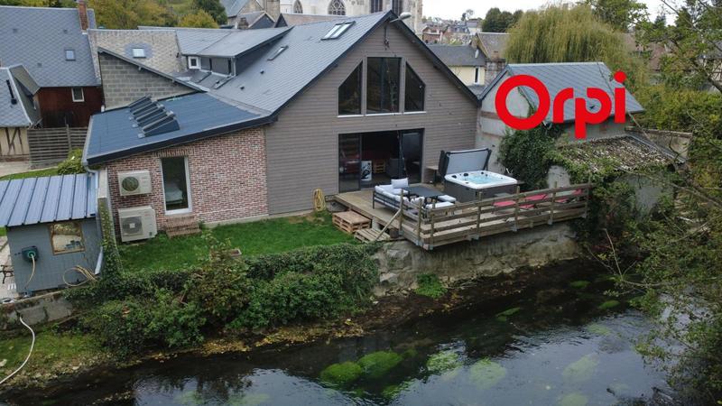 Maison de ville - 290 m² - 6 pièces