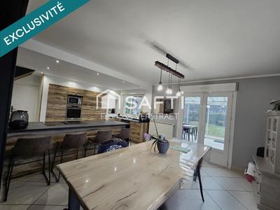 Maison - 161 m² - 6 pièces