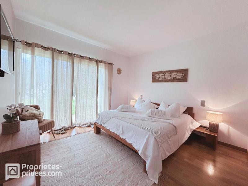 Maison - 200 m² - 5 pièces