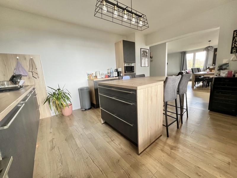 Maison traditionnelle - 126 m² - 5 pièces