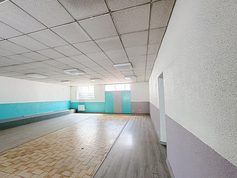 Maison - 180 m² - 6 pièces