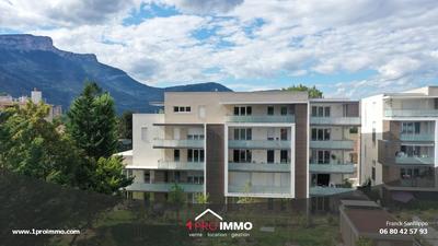 Appartement - 85 m² - 4 pièces