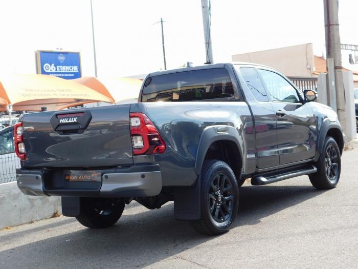 Toyota Hilux 2.8 d-4d 204ch X-Tra Cabine Invincible 2 Places 4wd Bva My25