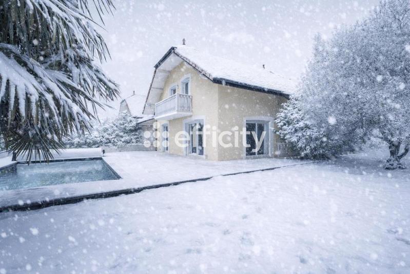 Maison - 155 m² - 5 pièces