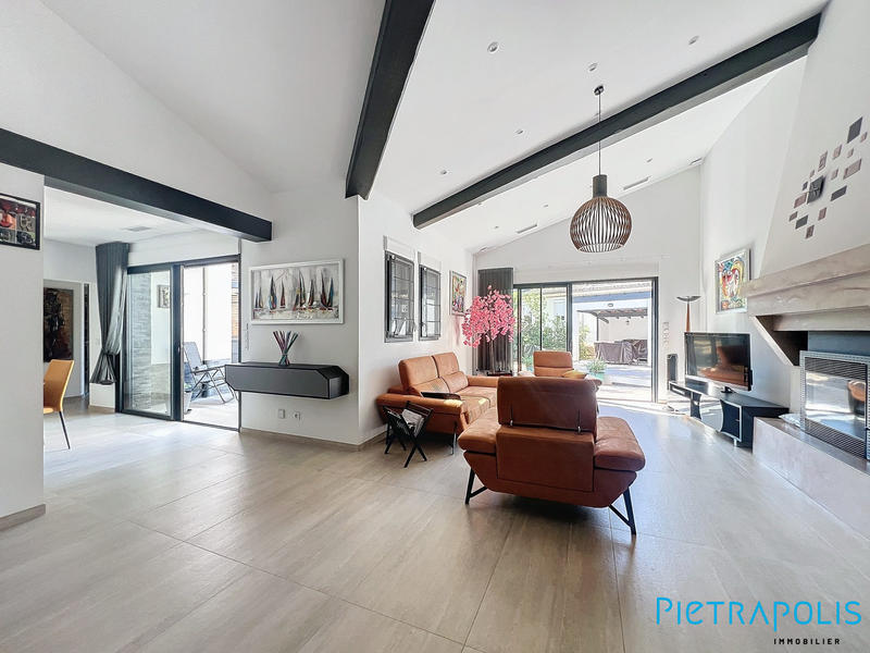 Maison - 173 m² - 5 pièces