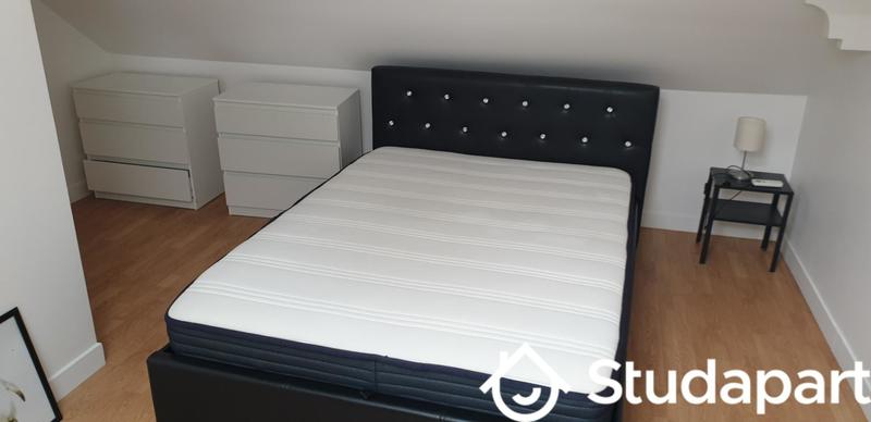 Chambre - 12 m² - 1 pièce