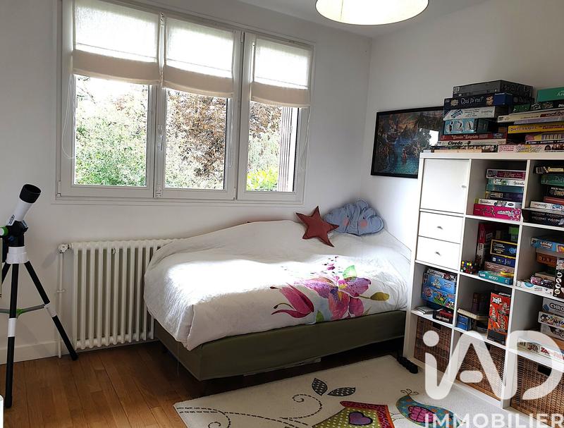 Maison - 143 m² - 8 pièces