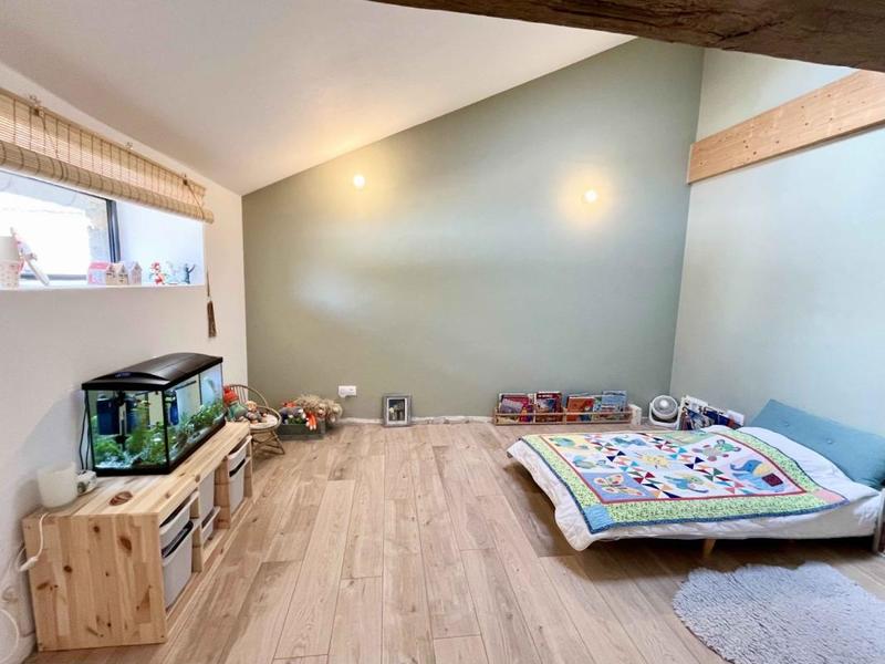 Maison - 279 m² - 6 pièces