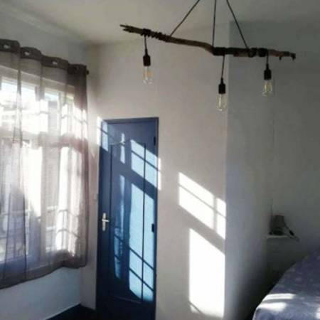 Maison - 239 m² - 9 pièces