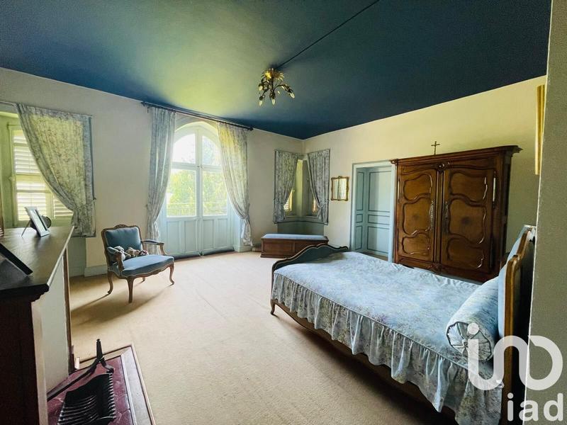 Château - 436 m² - 14 pièces