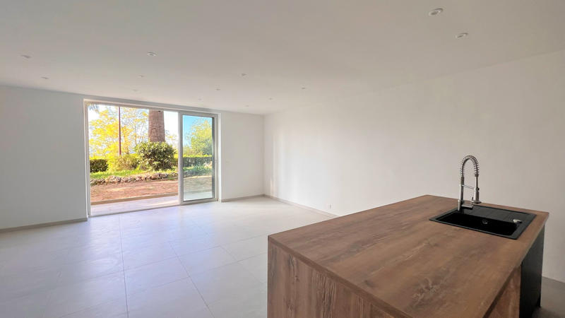 Appartement - 122 m² - 3 pièces