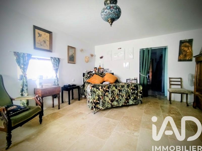 Maison - 339 m² - 5 pièces