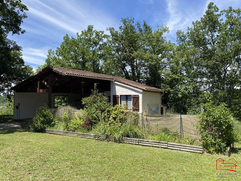 Maison - 170 m² - 8 pièces