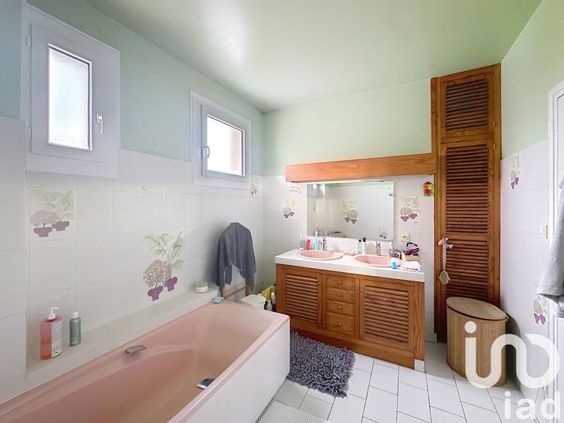 Appartement - 97 m² - 4 pièces