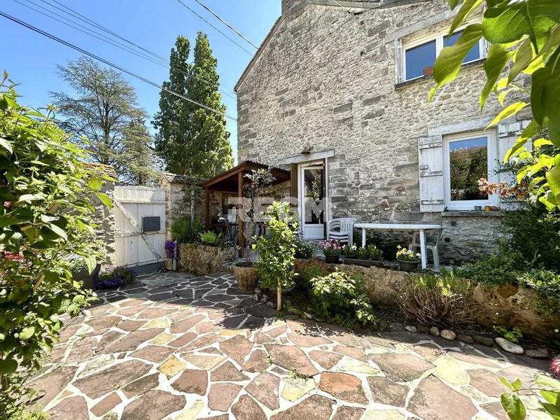 Maison - 92 m² - 4 pièces