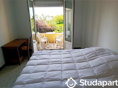 Chambre - 9 m² - 1 pièce