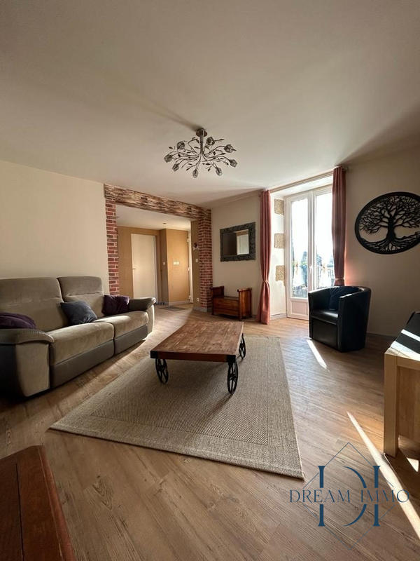 Maison - 135 m² - 6 pièces